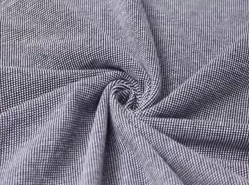 Una combinación equilibrada de confort natural, estructura y transpirabilidad